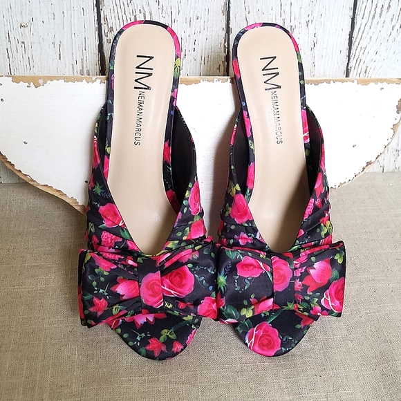 NM Bow-Top Floral Dress Mule Heels - Picture 3 of 4